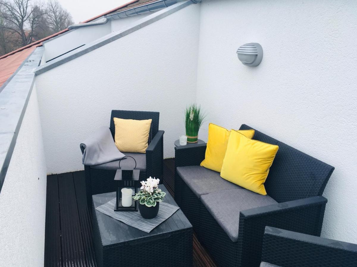Pension Seecafe Zarrentin am Schaalsee Buitenkant foto