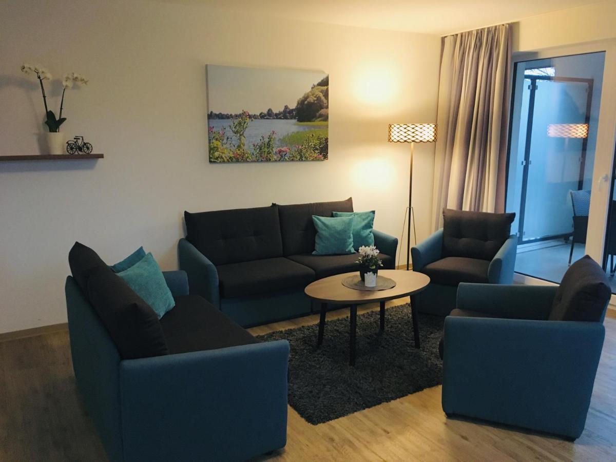 Pension Seecafe Zarrentin am Schaalsee Buitenkant foto